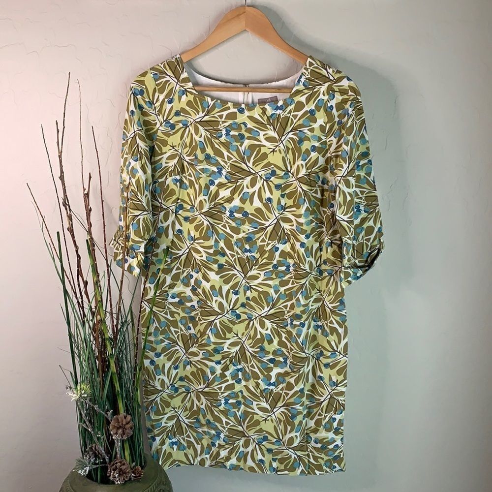 J Jill Dress Size 8 Petite Green & Blue Floral Pattern Mid Length Cuffed Sleeves